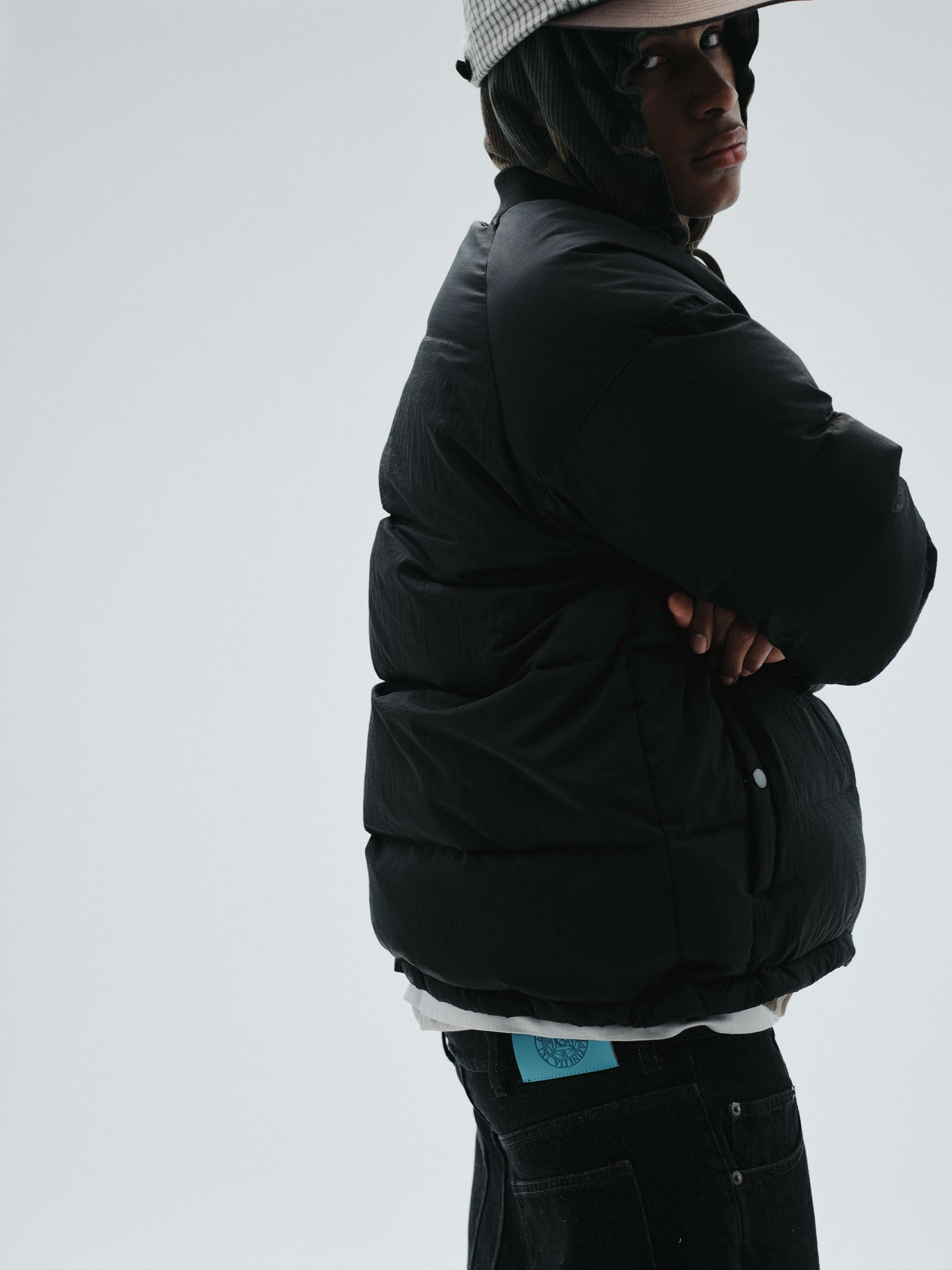 209 Straight Jean (Black)