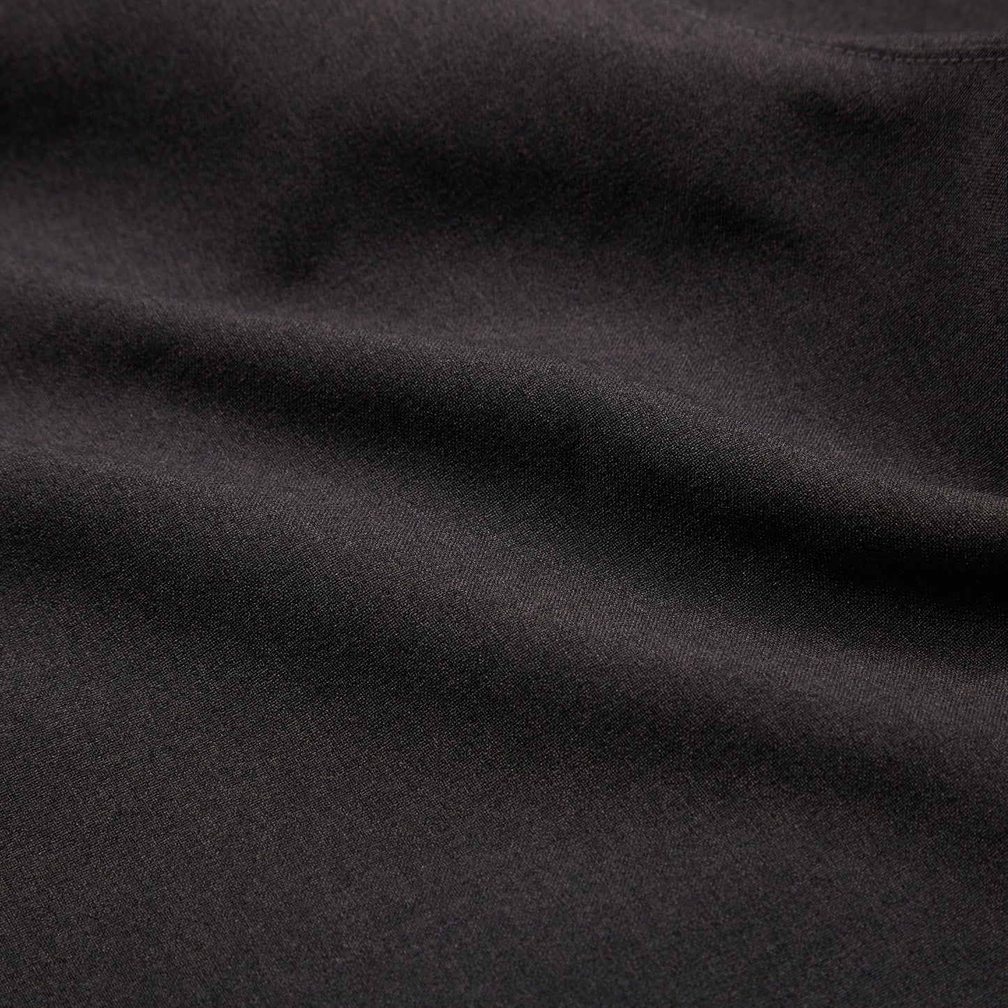 Vert Shorts (Charcoal)