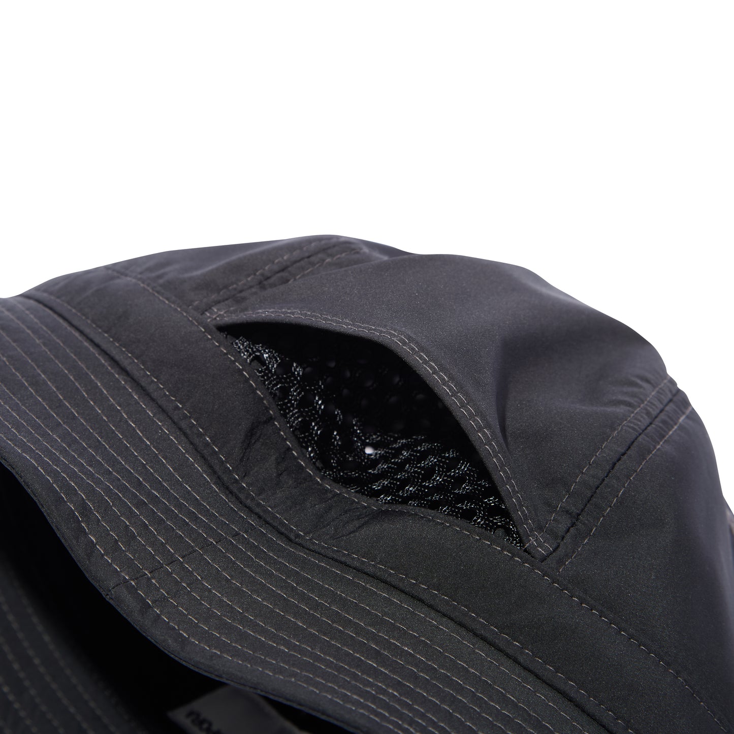 Ventilation Bell Hat (Black)