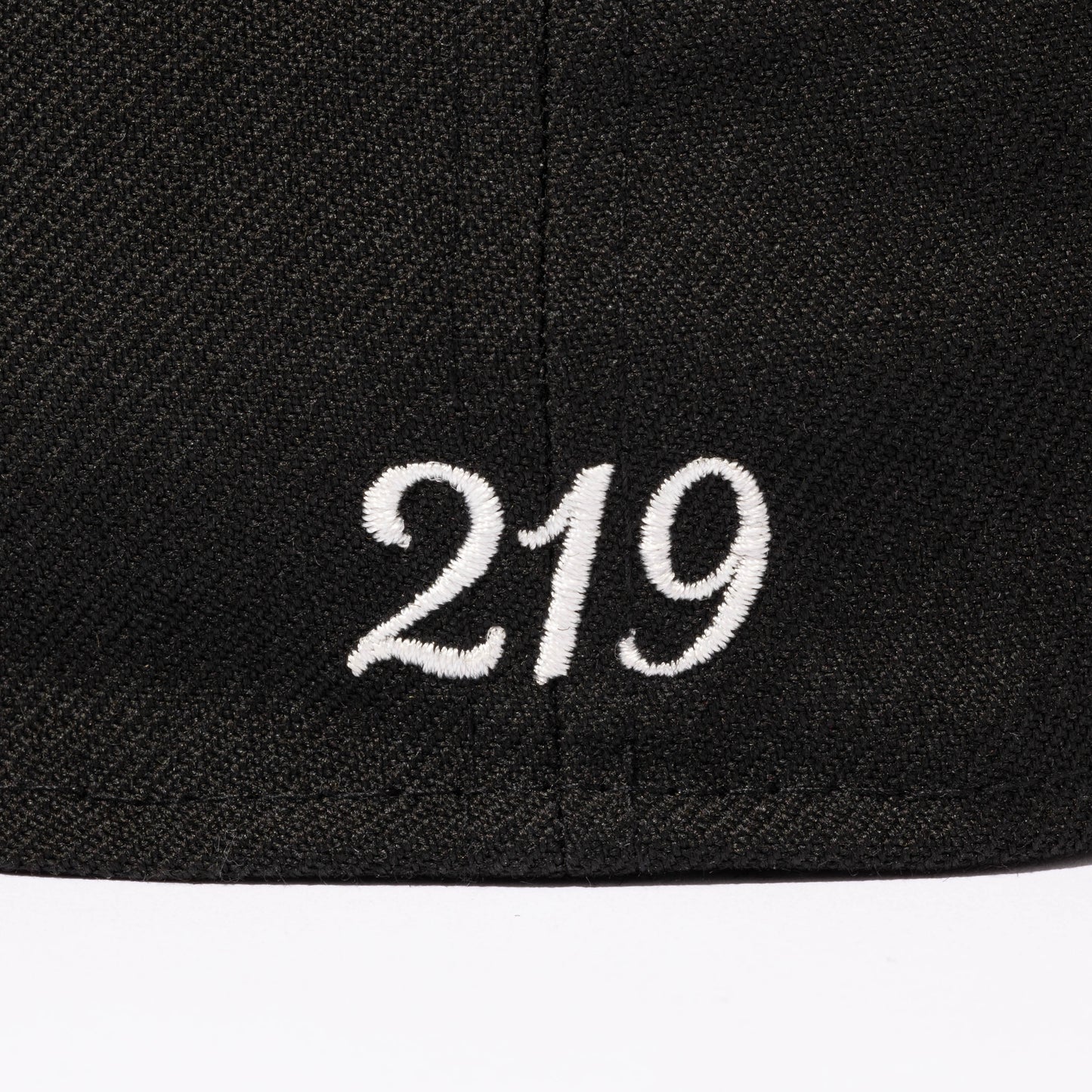 NEW ERA  Winding Logo Retro Crown 59FIFTY® (Black)