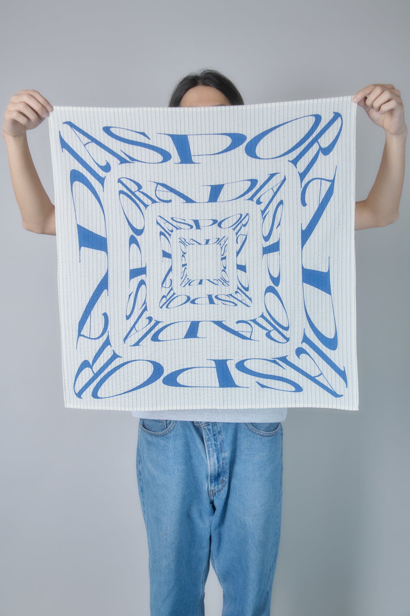 Seersucker Scarf (White)