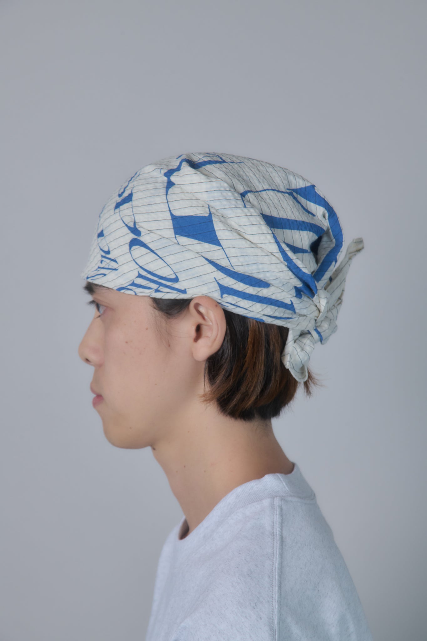 Seersucker Scarf (White)