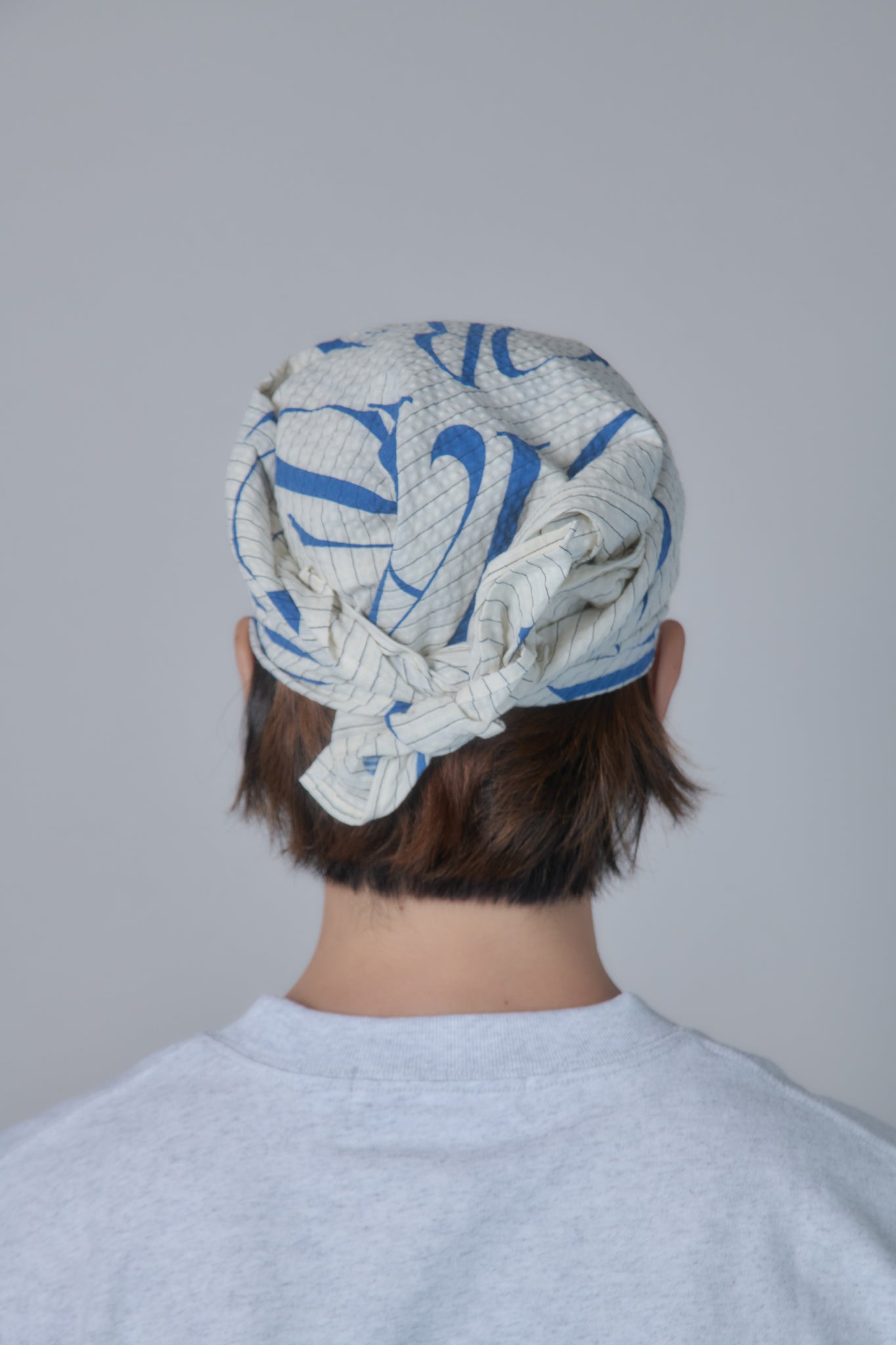 Seersucker Scarf (White)